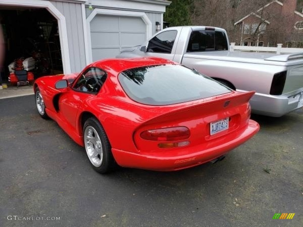 1997 Viper GTS - Viper Red / Black photo #6