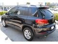 Deep Black Pearl - Tiguan S Photo No. 6
