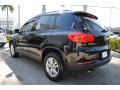 Deep Black Pearl - Tiguan S Photo No. 7