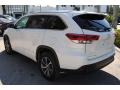 Blizzard White Pearl - Highlander XLE Photo No. 6