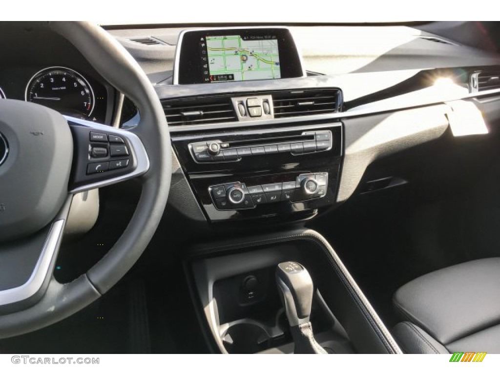 2019 X1 sDrive28i - Jet Black / Black photo #6