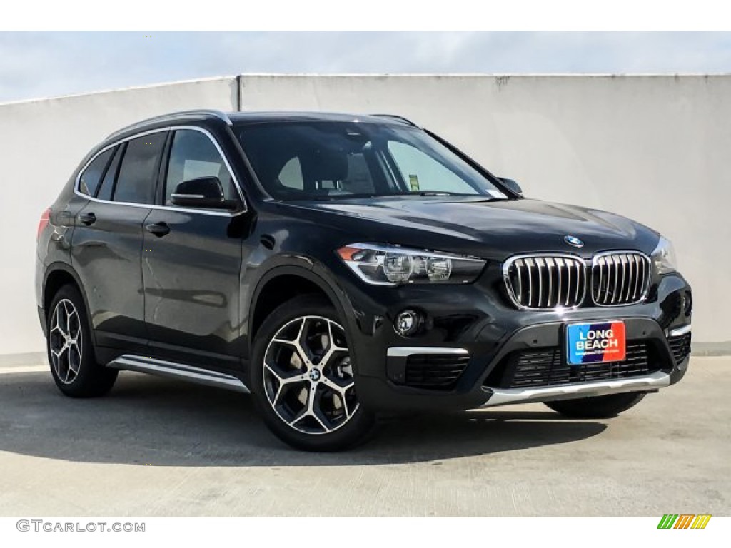 2019 X1 sDrive28i - Jet Black / Black photo #12