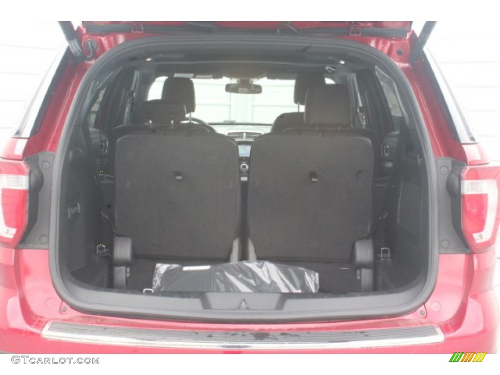 2019 Explorer Limited - Ruby Red / Medium Black photo #21