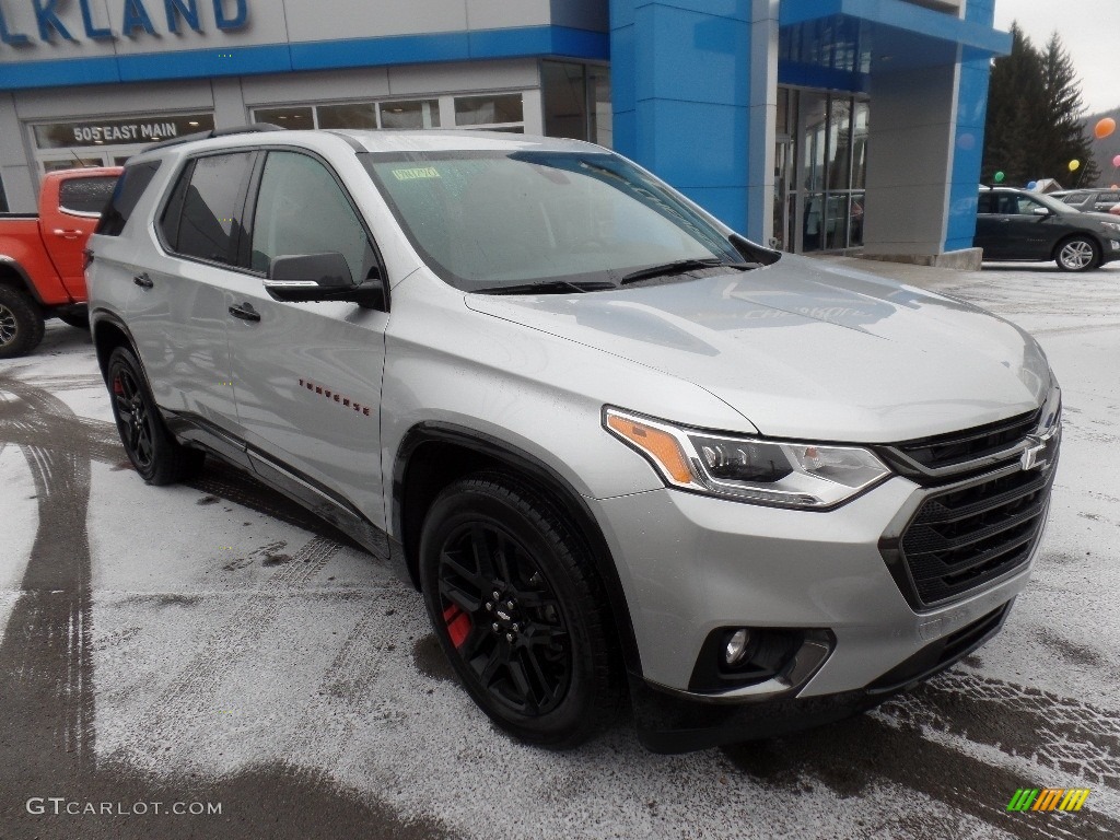 Silver Ice Metallic Chevrolet Traverse