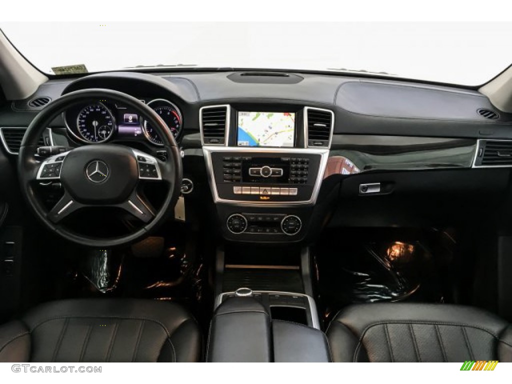 2016 GL 450 4Matic - Iridium Silver Metallic / Black photo #18
