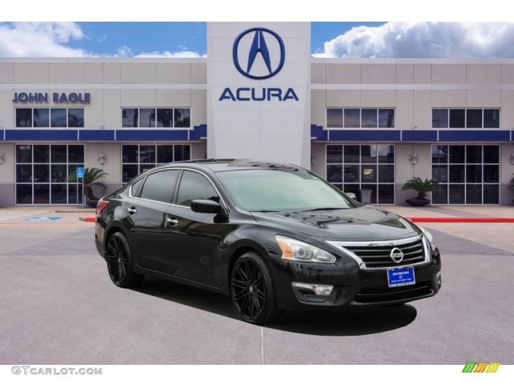 Super Black Nissan Altima