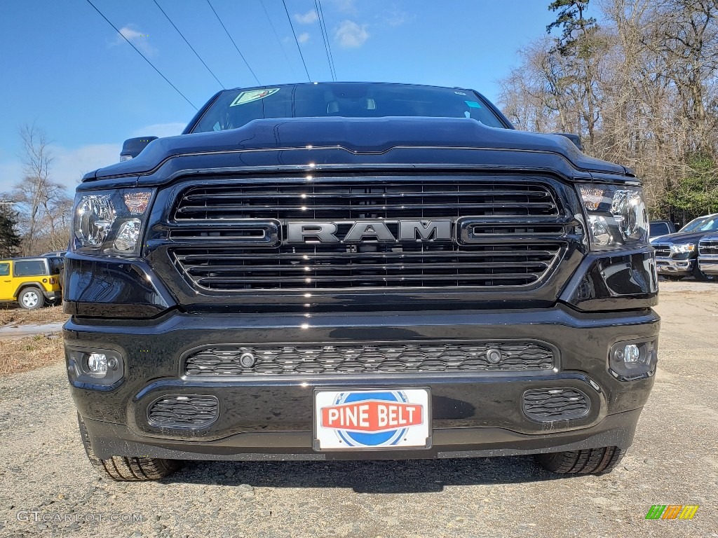 2019 1500 Big Horn Black Crew Cab 4x4 - Diamond Black Crystal Pearl / Black photo #2