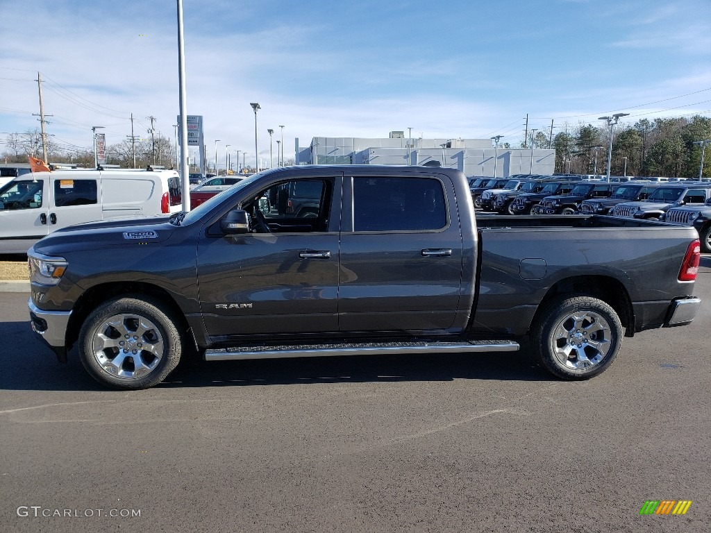 2019 1500 Big Horn Crew Cab 4x4 - Granite Crystal Metallic / Black photo #3