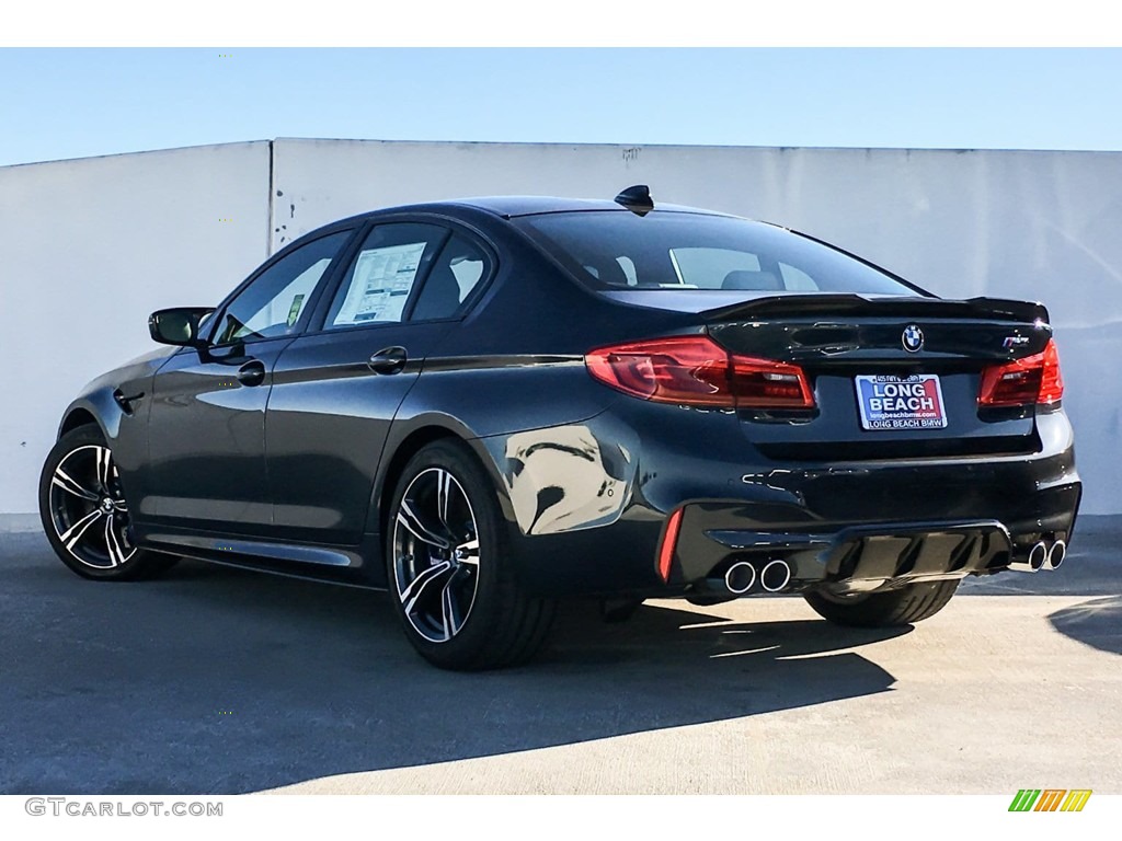 2019 M5 Sedan - Singapore Gray Metallic / Silverstone photo #2
