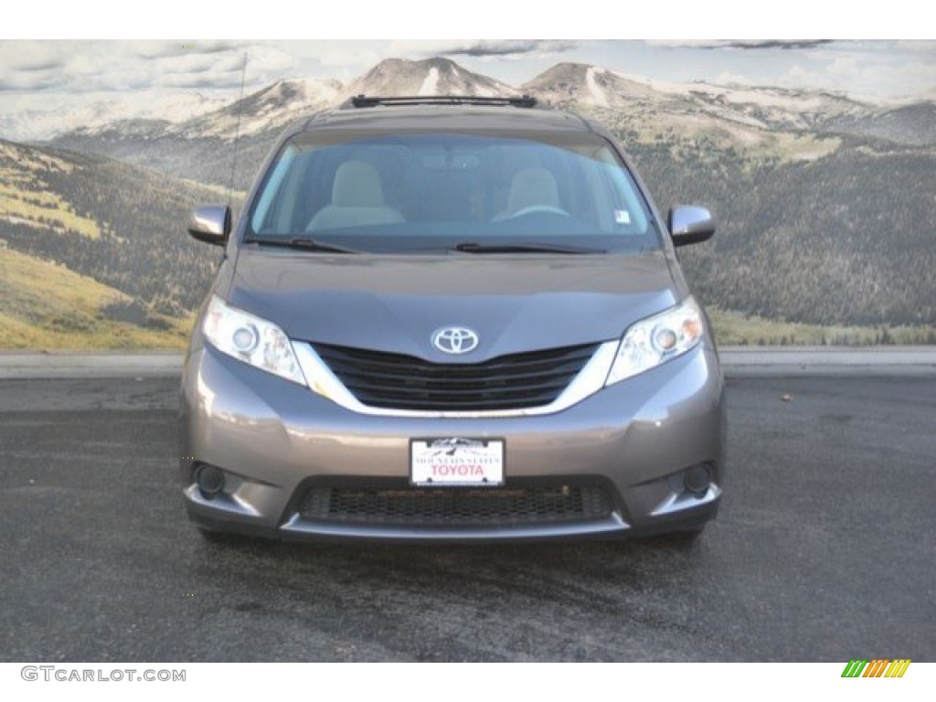 2012 Sienna LE - Predawn Gray Mica / Light Gray photo #4