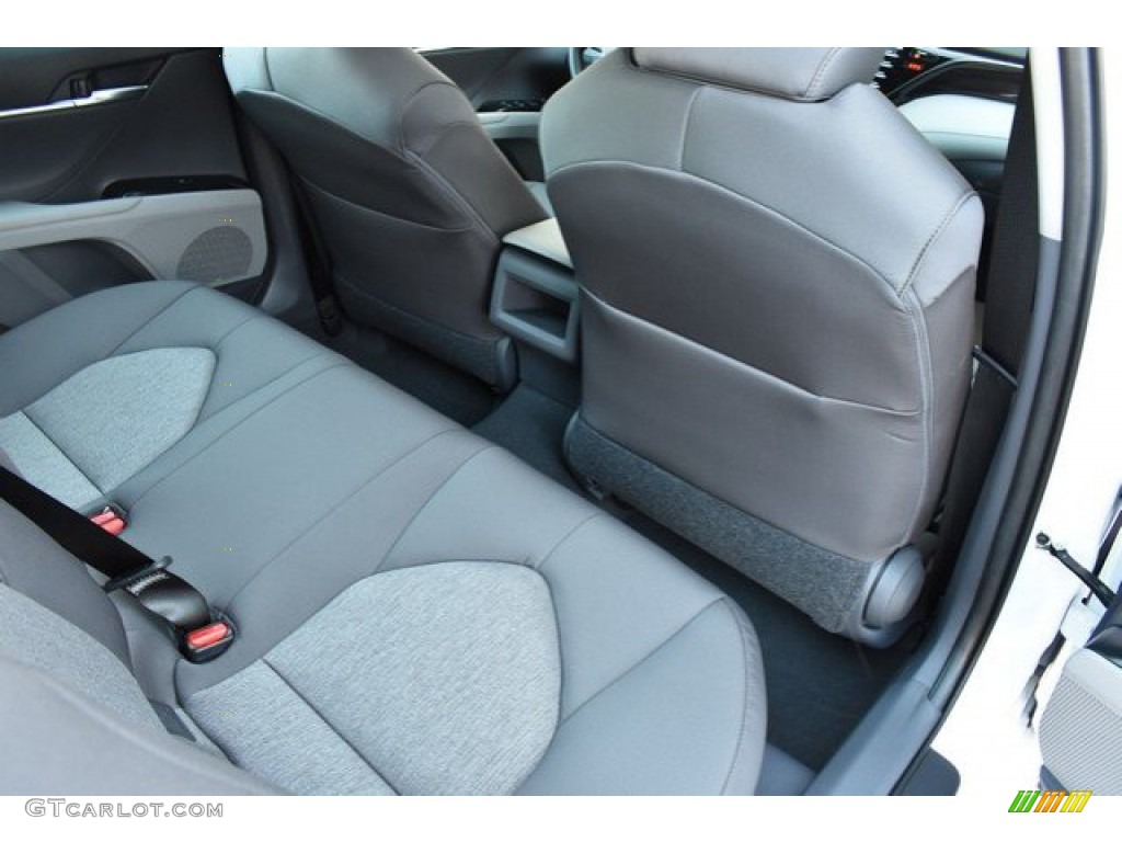 2019 Toyota Camry Hybrid LE Rear Seat Photo #131550328