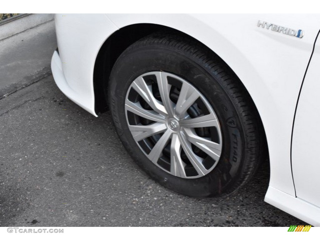 2019 Toyota Camry Hybrid LE Wheel Photo #131550979