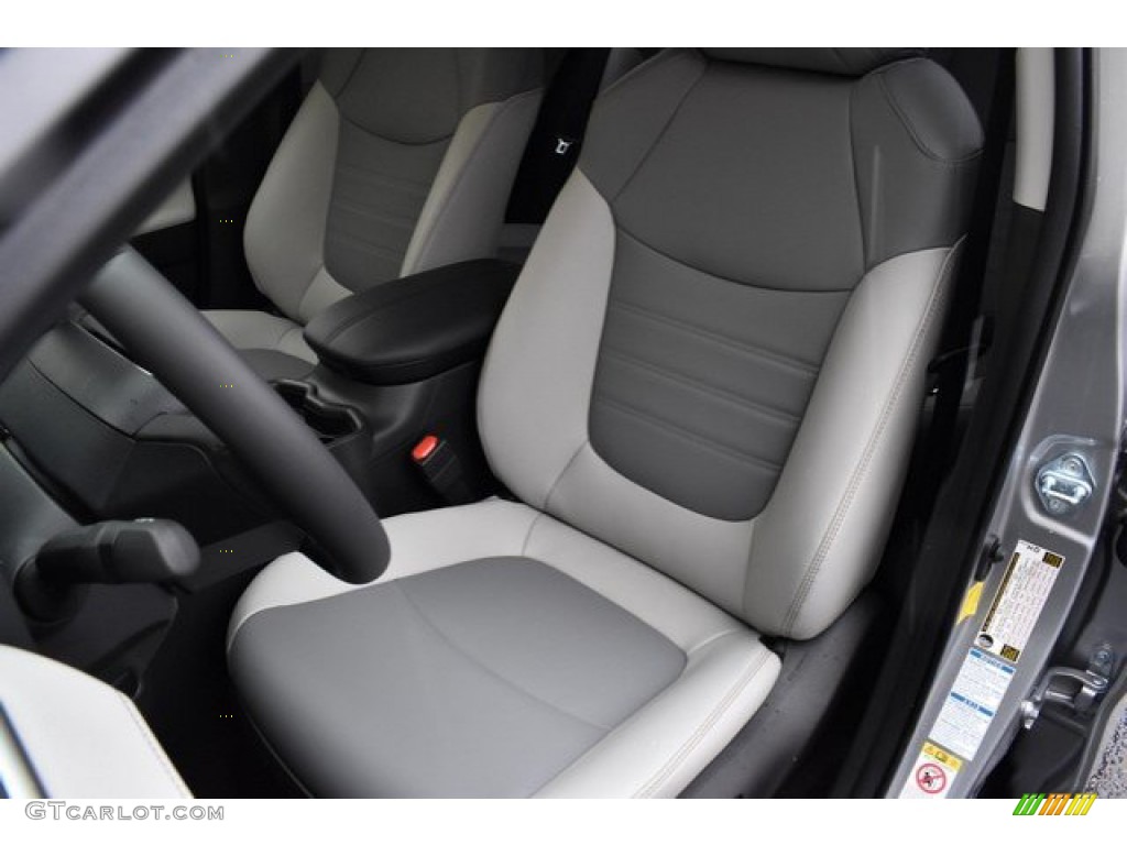 Light Gray Interior 2019 Toyota RAV4 XLE AWD Photo #131551396