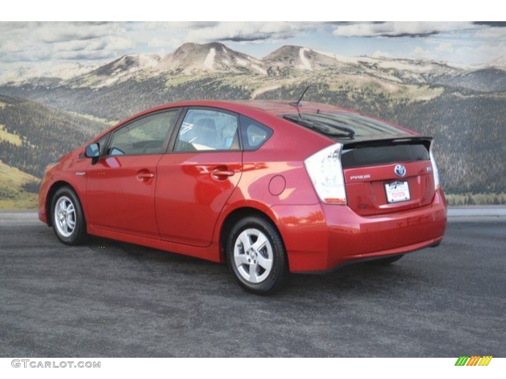 2010 Prius Hybrid III - Barcelona Red Metallic / Bisque photo #8