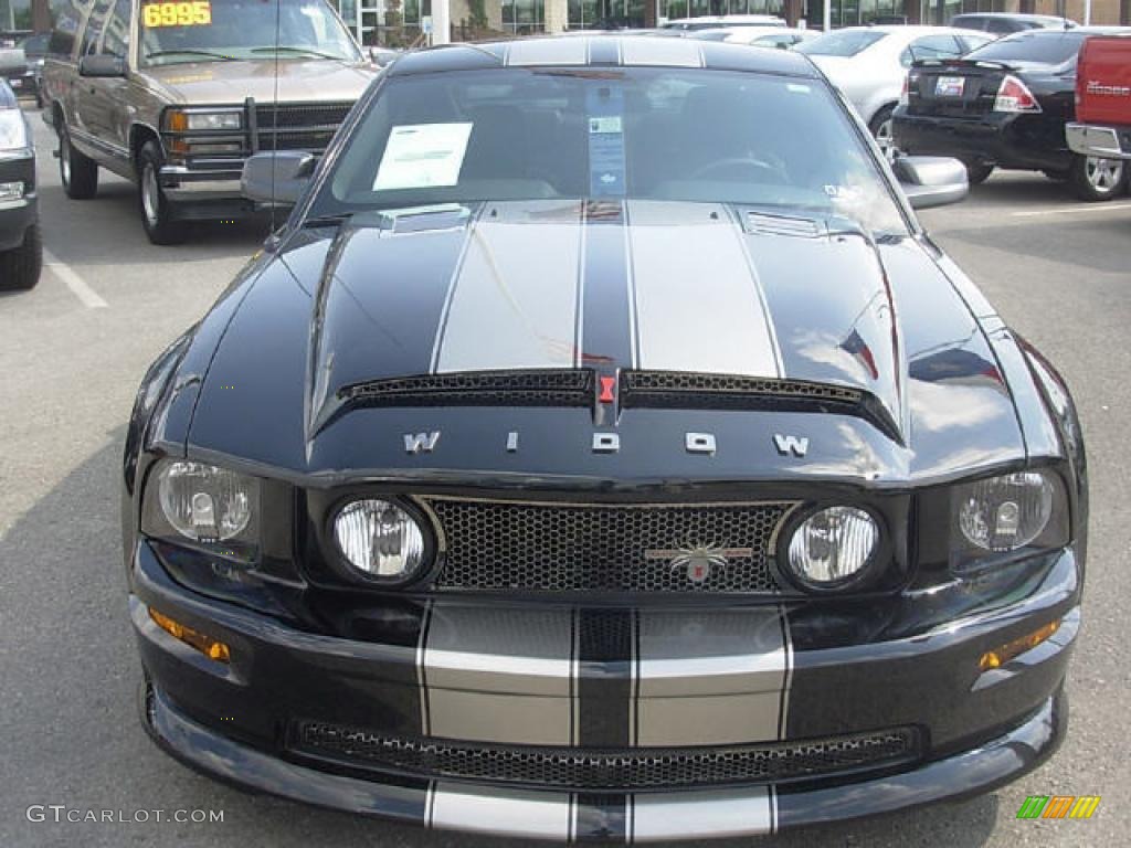 2009 Mustang GT Coupe - Black / Dark Charcoal photo #2