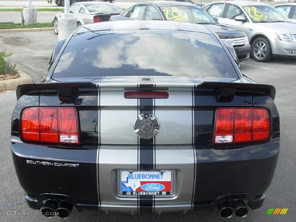 2009 Mustang GT Coupe - Black / Dark Charcoal photo #4