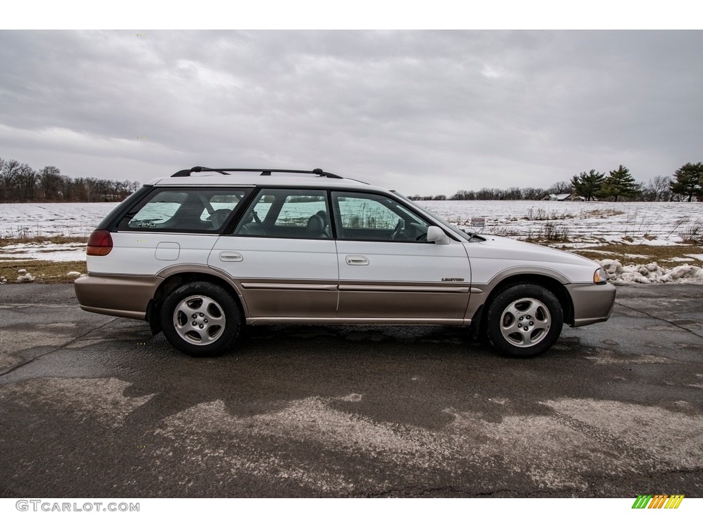 1998 Legacy Outback Wagon - Glacier White / Gray photo #3