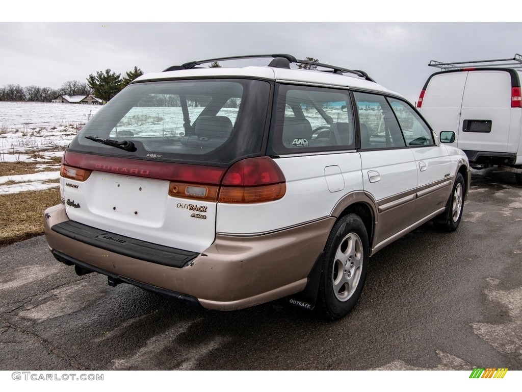 1998 Legacy Outback Wagon - Glacier White / Gray photo #4