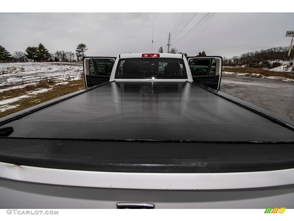 2011 Ram 3500 HD ST Crew Cab 4x4 - Bright White / Dark Slate Gray/Medium Graystone photo #18