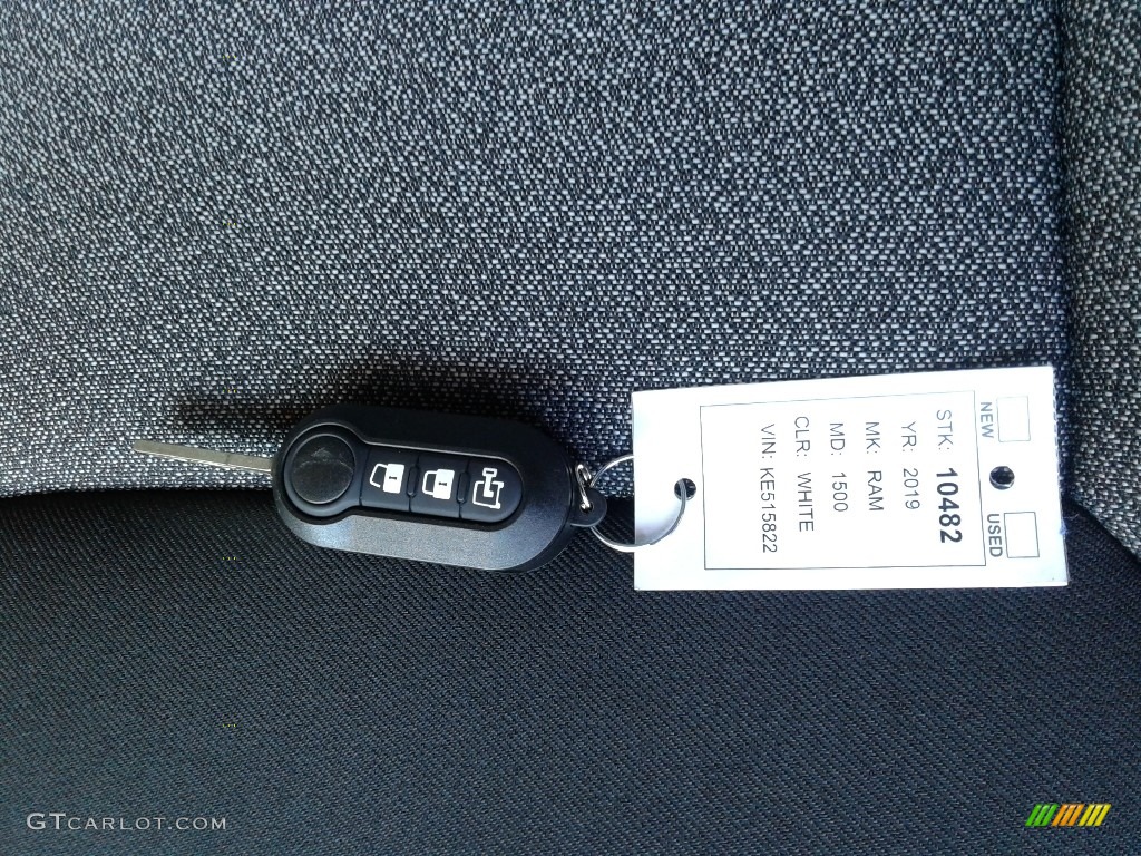 2019 Ram ProMaster 1500 High Roof Cargo Van Keys Photo #131560508