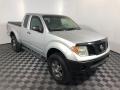 Radiant Silver - Frontier SE King Cab 4x4 Photo No. 2