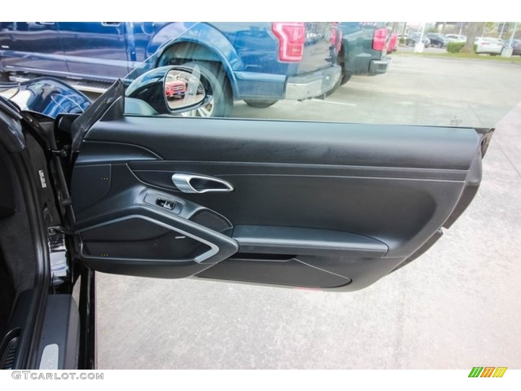 2012 Porsche New 911 Carrera Cabriolet Door Panel Photos
