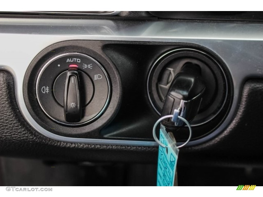2012 Porsche New 911 Carrera Cabriolet Controls Photo #131568536
