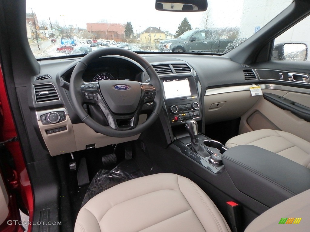 2019 Explorer XLT 4WD - Ruby Red / Medium Stone photo #13