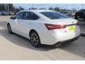 2018 Blizzard White Pearl Toyota Avalon XLE  photo #6