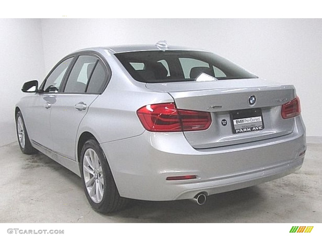 2018 3 Series 320i xDrive Sedan - Glacier Silver Metallic / Black photo #2