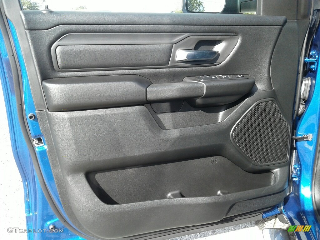 2019 1500 Tradesman Crew Cab 4x4 - Blue Streak Pearl / Black photo #17
