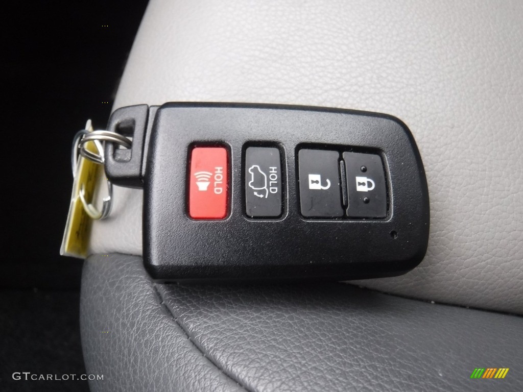 2013 RAV4 Limited AWD - Blizzard White Pearl / Ash photo #28