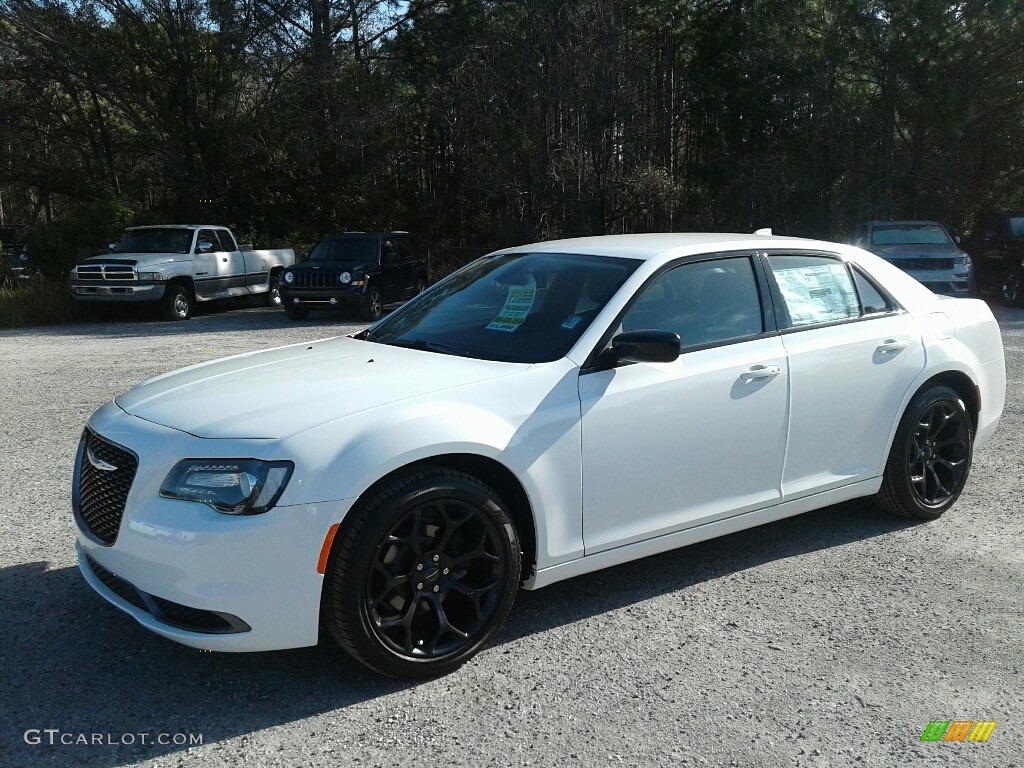 2019 300 Touring - Bright White / Black photo #1