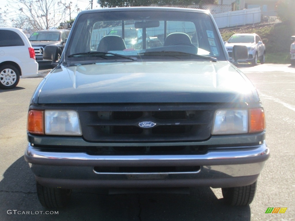 1997 Ranger XLT Regular Cab - Cayman Green Metallic / Medium Graphite photo #2