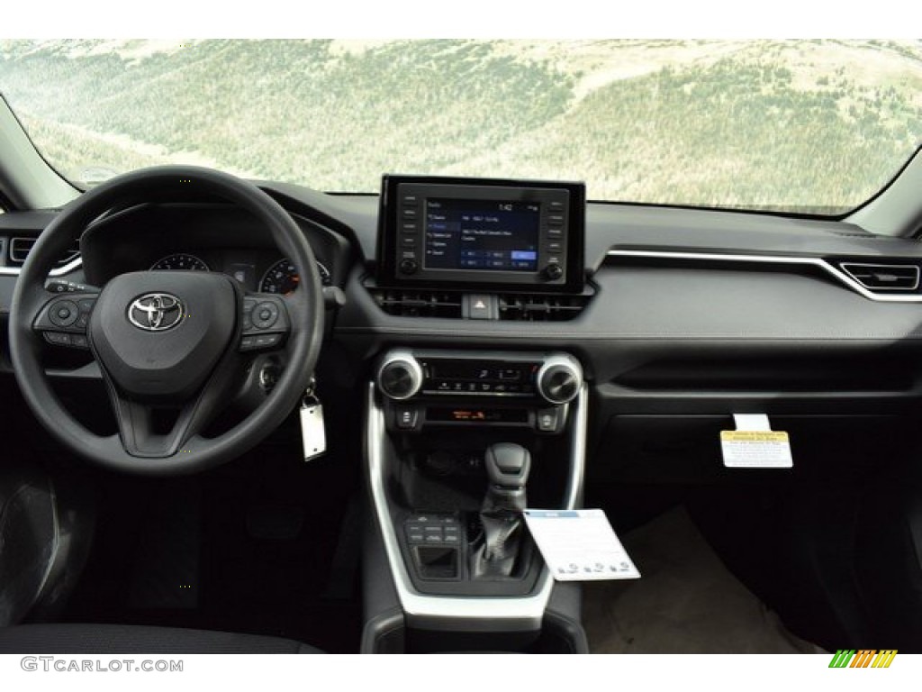 2019 RAV4 LE AWD - Super White / Black photo #8