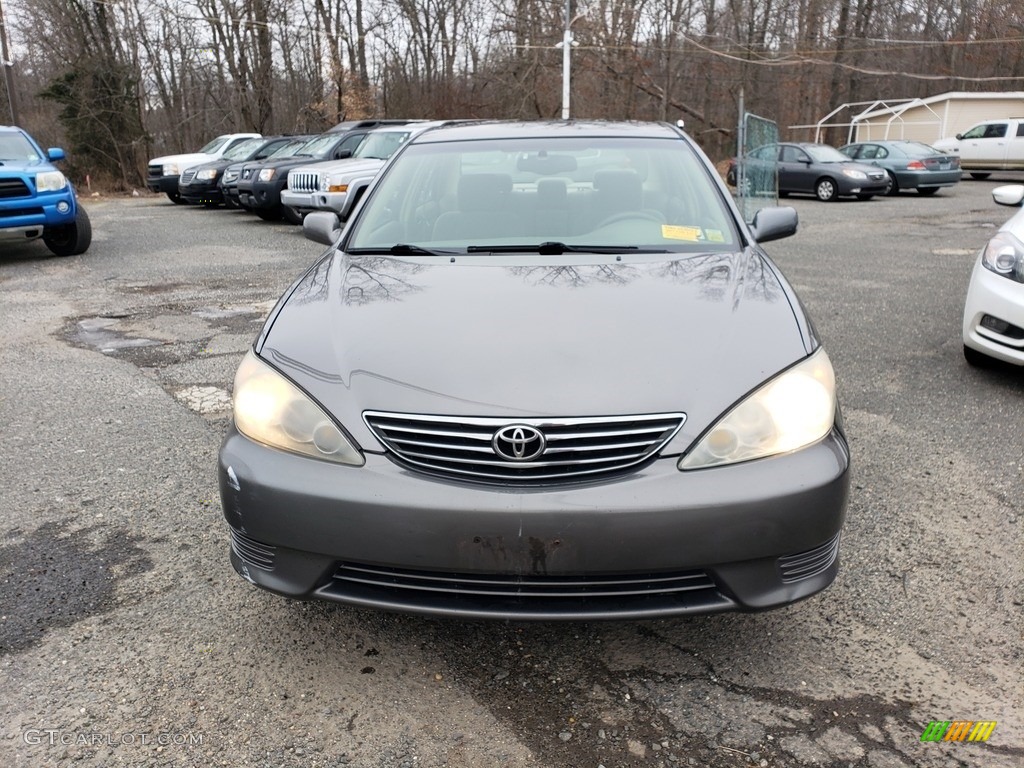 2006 Camry LE - Phantom Gray Pearl / Stone Gray photo #8