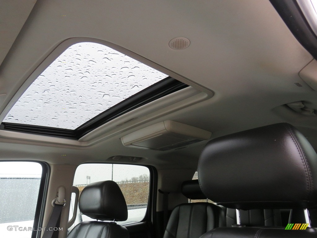 2010 Suburban LT 4x4 - Sheer Silver Metallic / Ebony photo #2