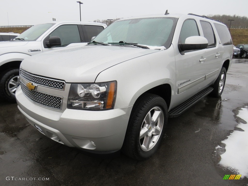 2010 Suburban LT 4x4 - Sheer Silver Metallic / Ebony photo #9