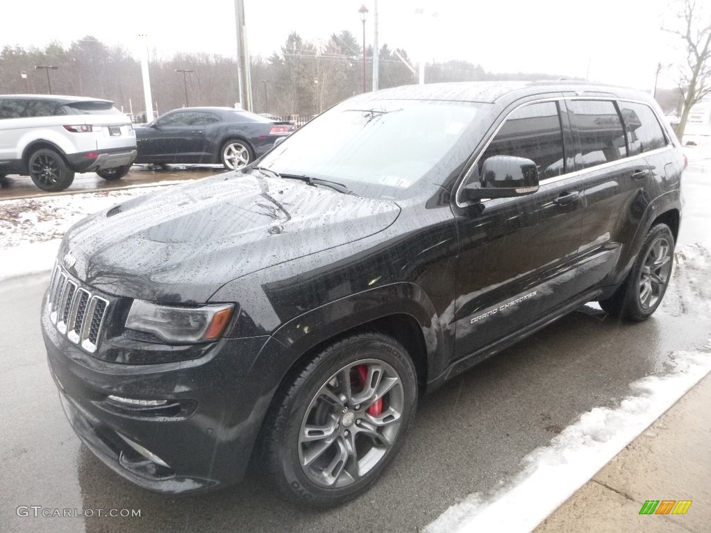 2014 Grand Cherokee SRT 4x4 - Brilliant Black Crystal Pearl / SRT Morocco Black photo #5