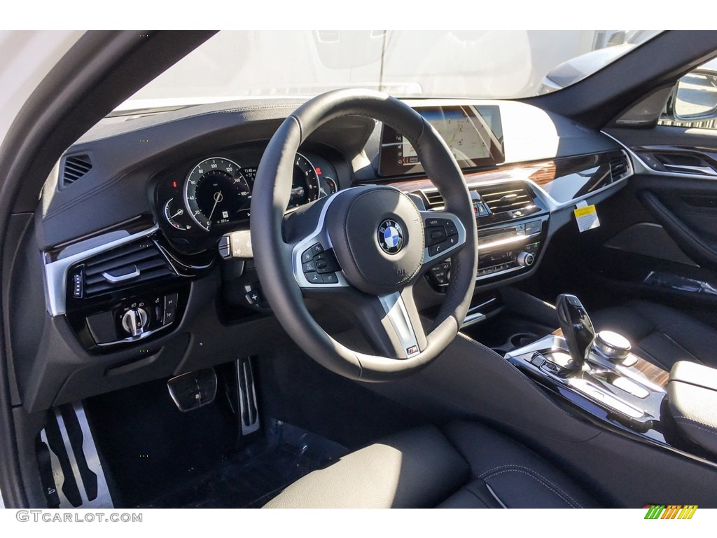 2019 5 Series M550i xDrive Sedan - Alpine White / Black photo #4
