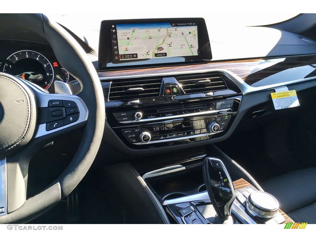 2019 5 Series M550i xDrive Sedan - Alpine White / Black photo #6