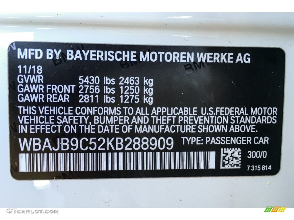 2019 5 Series M550i xDrive Sedan - Alpine White / Black photo #11