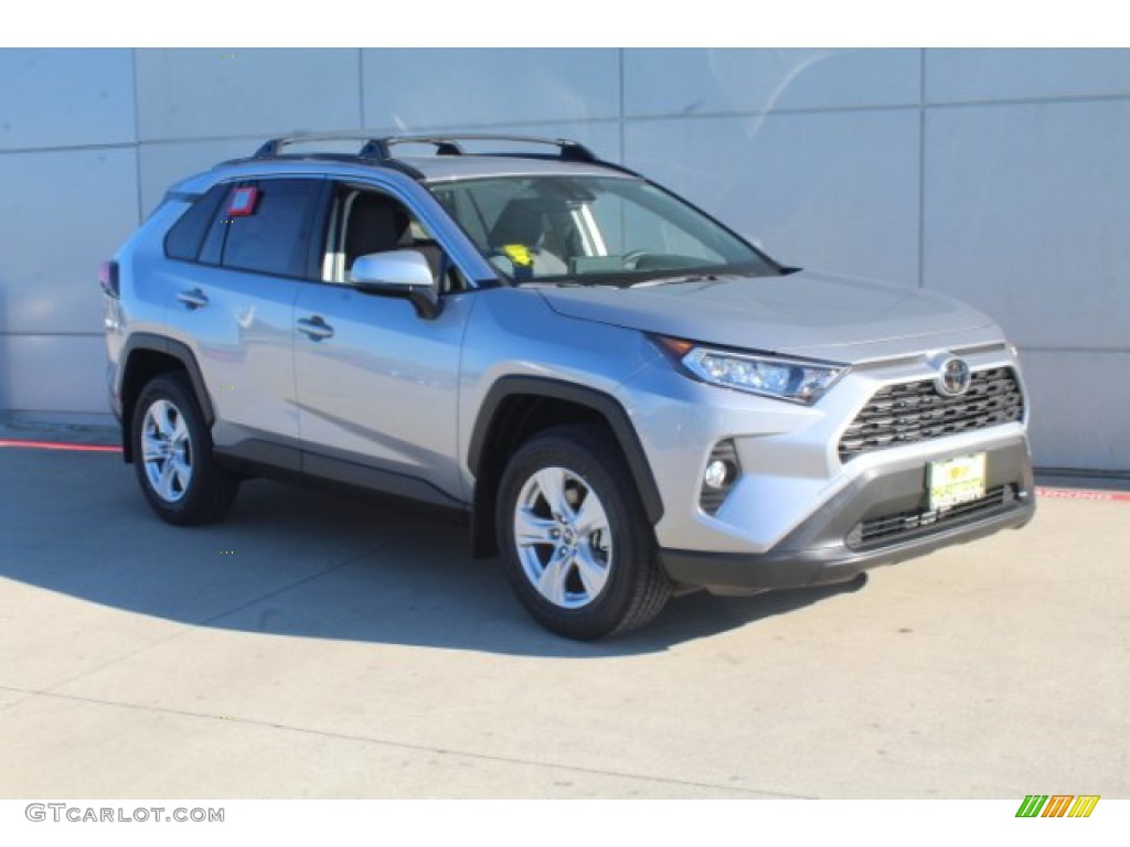 Silver Sky Metallic 2019 Toyota RAV4 XLE Exterior Photo #131597617