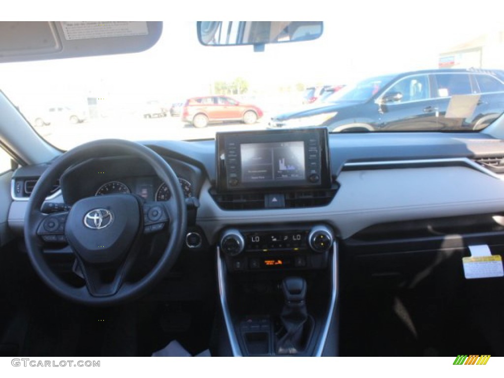 2019 RAV4 XLE - Silver Sky Metallic / Light Gray photo #20