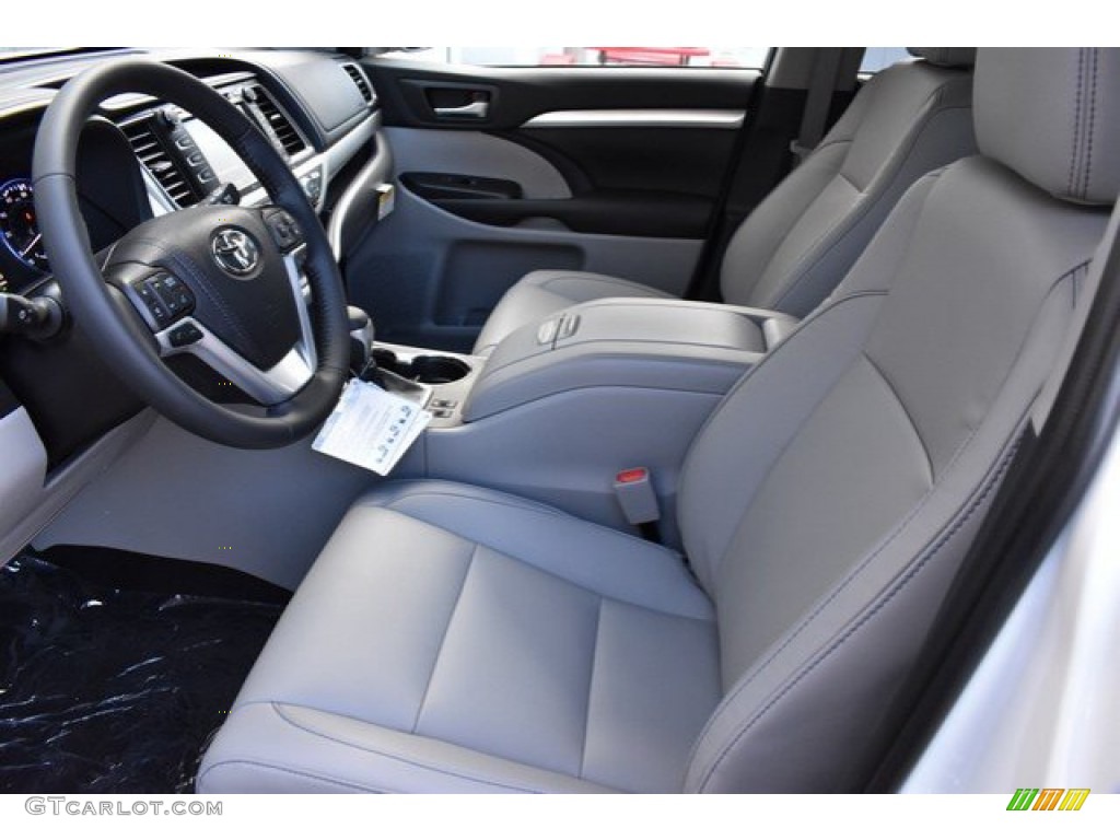 Ash Interior 2019 Toyota Highlander XLE AWD Photo #131604502