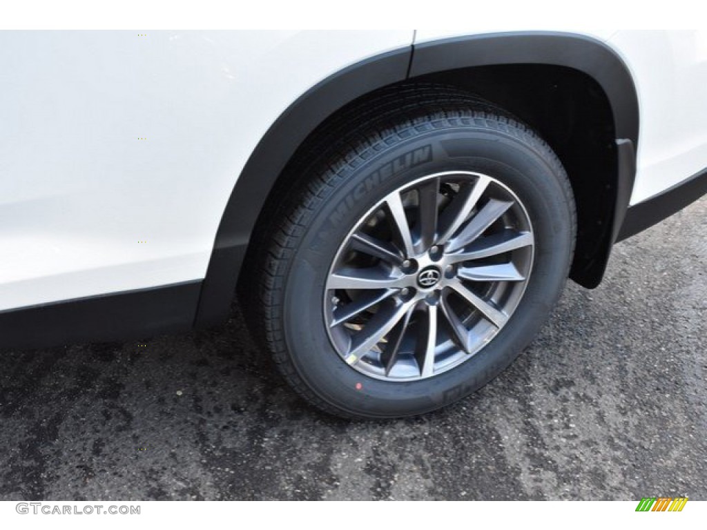 2019 Toyota Highlander XLE AWD Wheel Photos