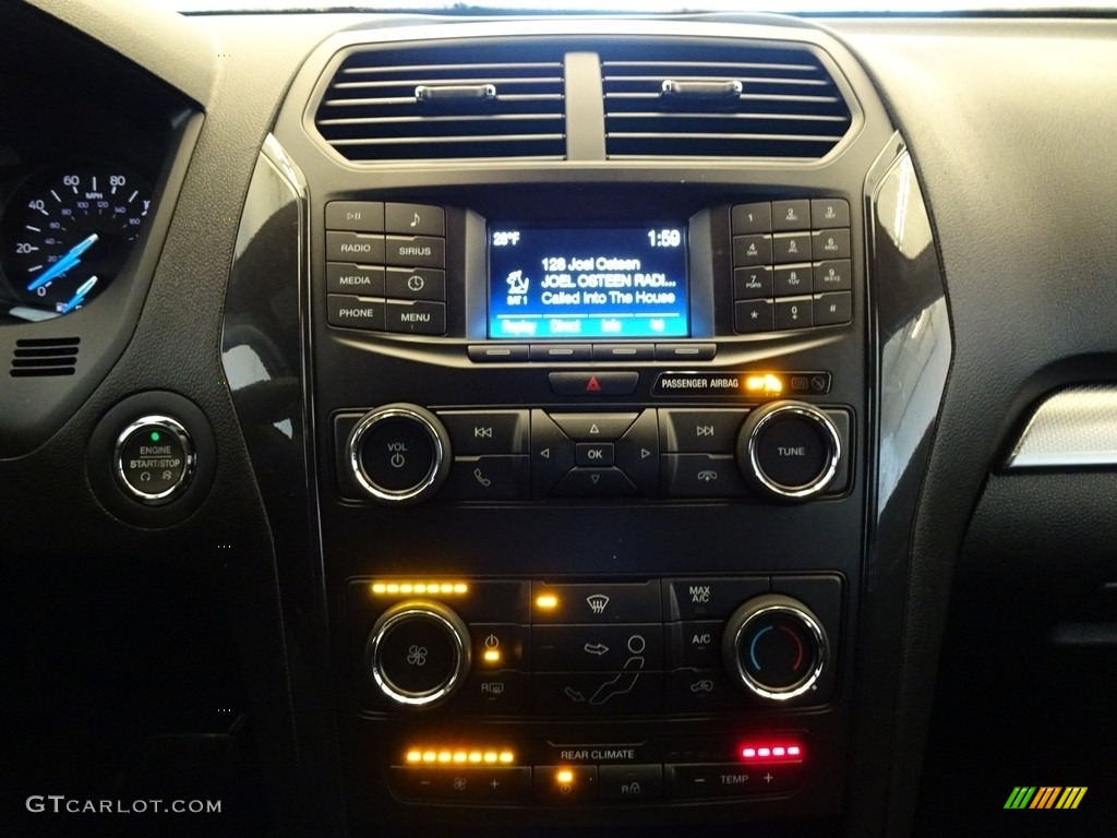2019 Explorer XLT 4WD - Magnetic / Medium Black photo #13