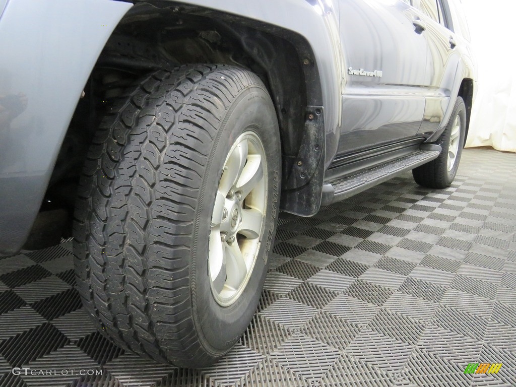 2004 4Runner SR5 4x4 - Galactic Gray Mica / Stone photo #10