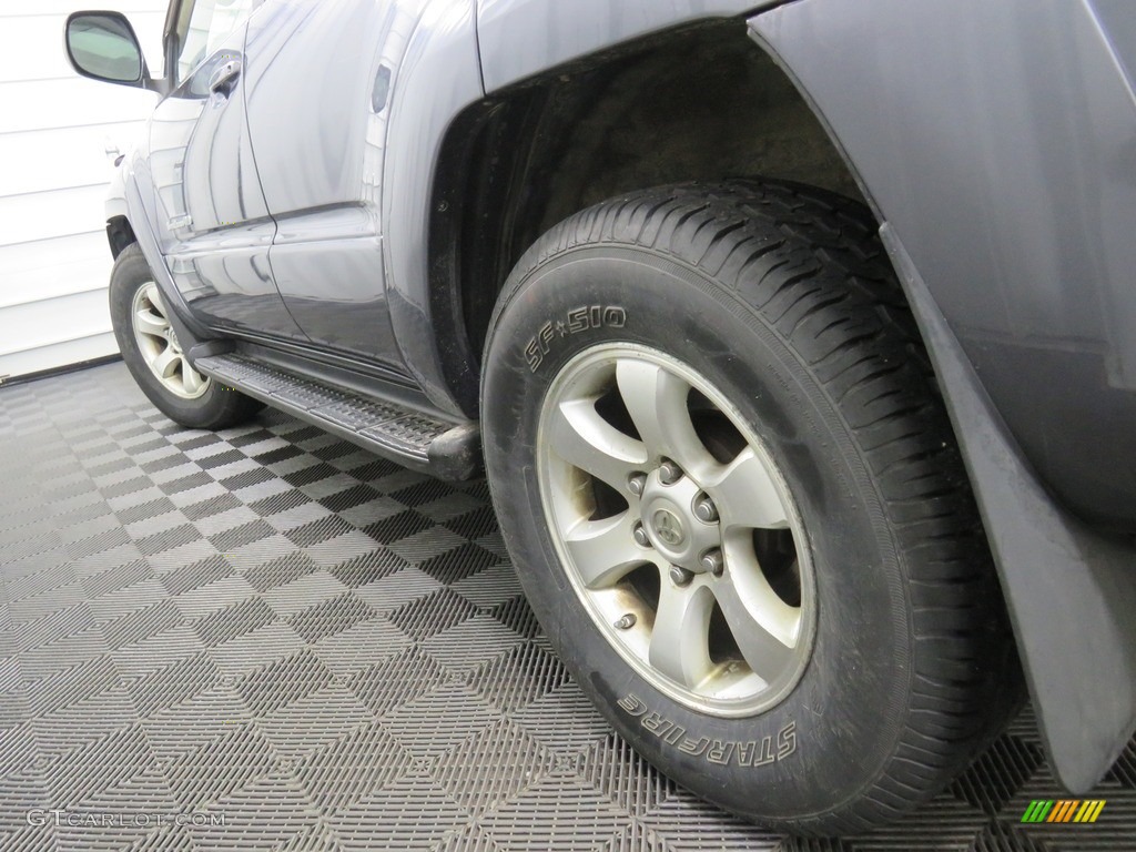 2004 4Runner SR5 4x4 - Galactic Gray Mica / Stone photo #11