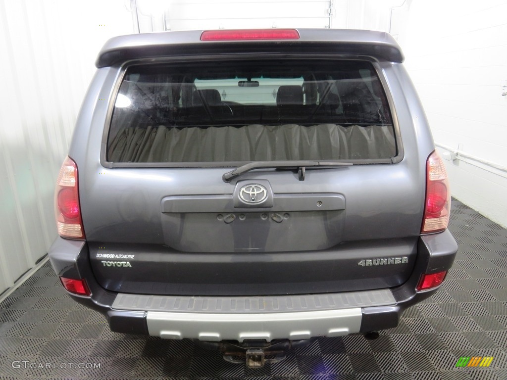 2004 4Runner SR5 4x4 - Galactic Gray Mica / Stone photo #13